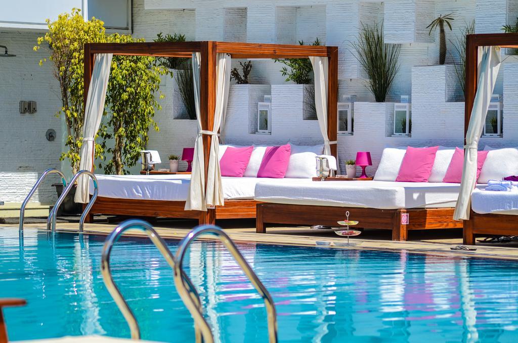 더 가브리엘 카이로 외부 사진 The pool at the Wynn