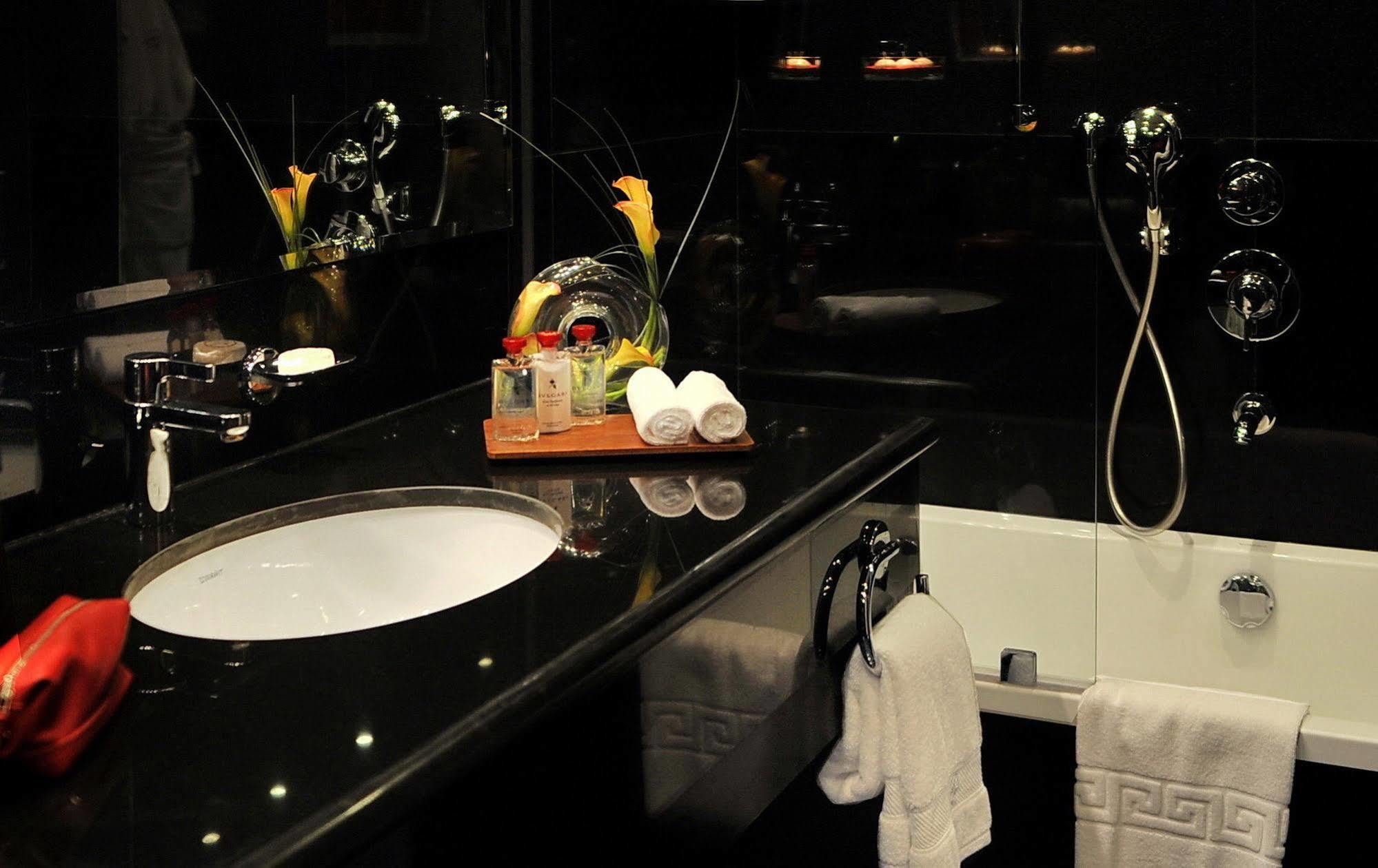 더 가브리엘 카이로 외부 사진 Bathroom